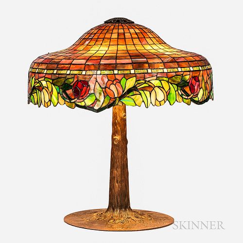 Leaded Glass Shade Table Lamp