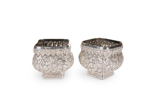 A PAIR OF 19TH CENTURY INDIAN SILVER SALTS, of be