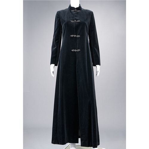 Vintage ladies black velvet opera coat