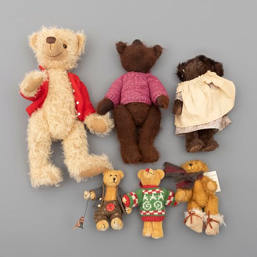 Lot of 6 Teddy Bears. Different origins. 20th century. Hermann. Plush toys.