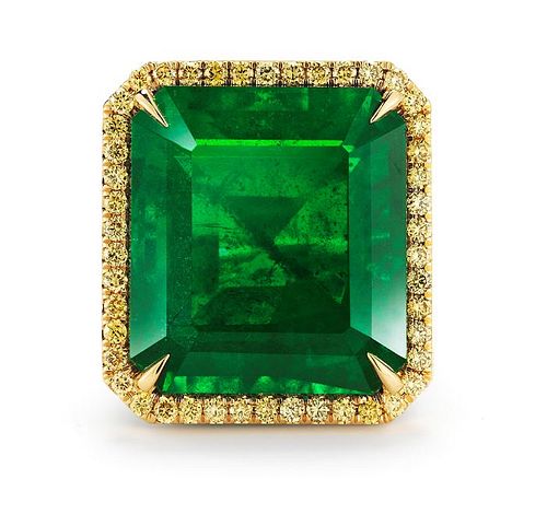 36.71ct Emerald And 3.81ct Diamond Ring