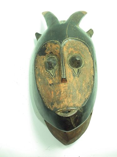OLD AFRICAN BALUE MASK