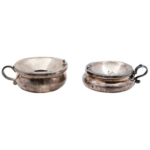Pair of Spittoons, Mexico, 18th and 19th centuries, Silver. With seals of assayers Antonio Forcada y la Plaza and Cayetano Buitrón.