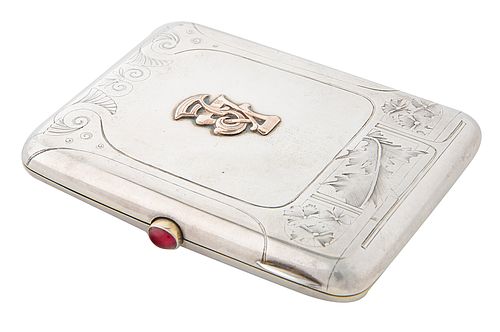 A RUSSIAN FABERGE-STYLE GILT SILVER CIGARETTE CASE, EARLY 20TH CENTURY