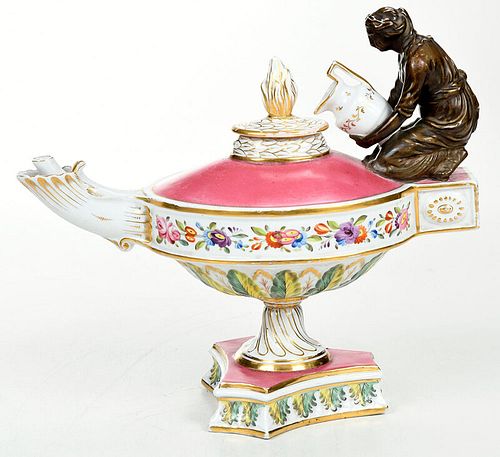 Old Paris Figural Aladdin Form Oil Lamp