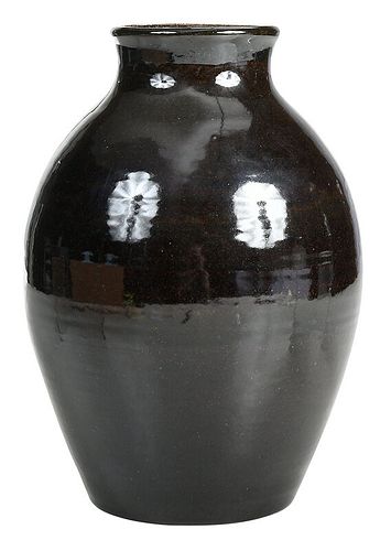 Large Bachelder Vase
