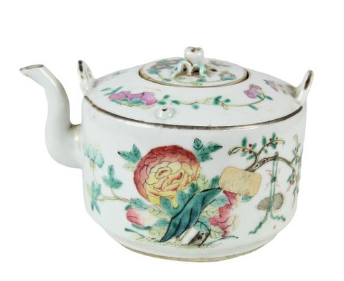 Chinese Porcelain Teapot w Chrysanthemum