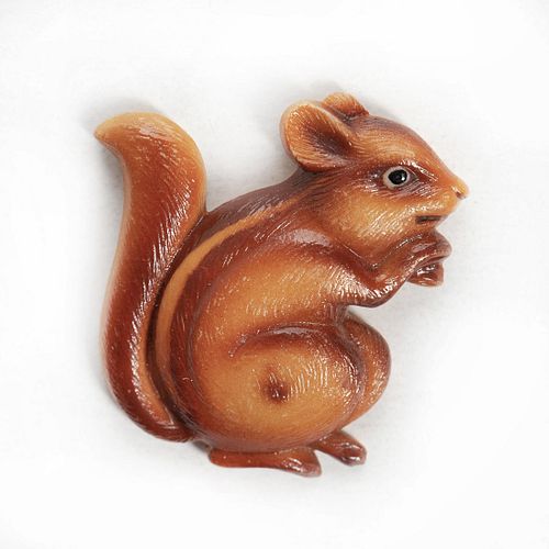 ANOTHER RARE & DESIREABLE BUTTON IS THIS ARITA SQUIRREL.