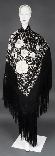 Chinese Silk Floral Embroidered Piano Shawl