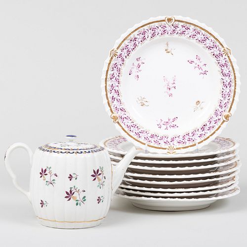 Worcester Porcelain Teapot and Set of Nine English Creamware Dessert Plates