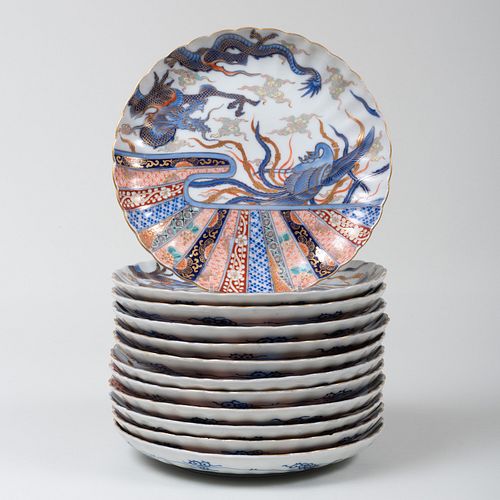 Set of Twelve Japanese Porcelain Imari Lobed Plates