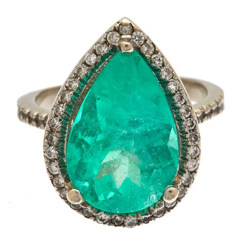 Emerald, Diamond, 18k White Gold Ring
