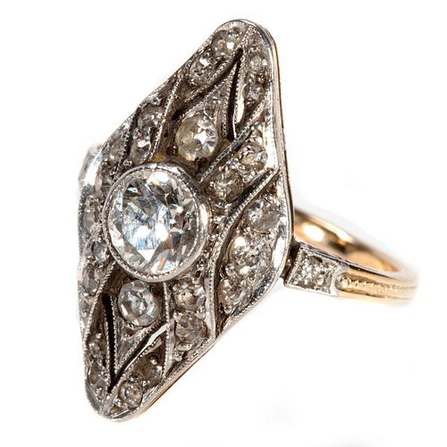 Vintage diamond and platinum-topped 14k gold ring