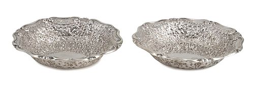 A pair of English Victorian sterling silver bowl - London 1895, Horace Woodward & Co. Ltd