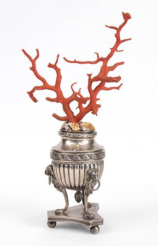 An Italian silver 833/1000 and Coral Vase - Naples 1809-1824