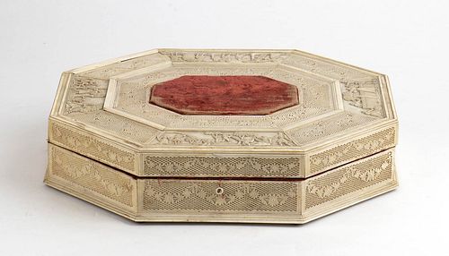 A Russian ivory box for card games - probably St. Petersburg, first half of the 19th Century