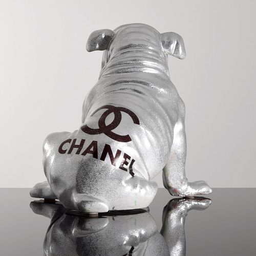 Large Jeff Diamond Chanel Couture Bulldog Sculpture, Unique sold at auction  on 20th August