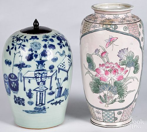 Chinese blue and white jar, 18th/19th c.
