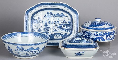 Four Chinese export Canton porcelain dishes