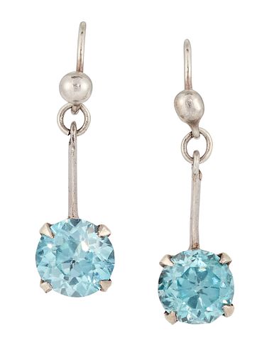 A PAIR OF BLUE ZIRCON EARRINGS, the round zircons, each approx. 6.6mm diame