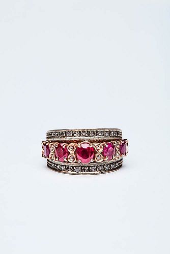 BAND RING WITH  RUBIES