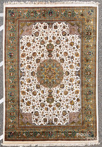 Contemporary room size oriental carpet