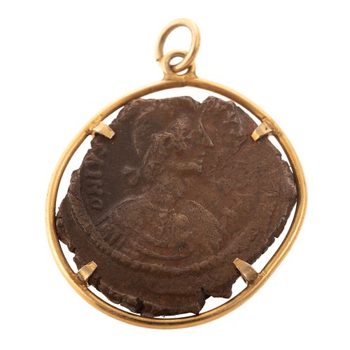 An Ancient Coin Pendant in 18K Yellow Gold