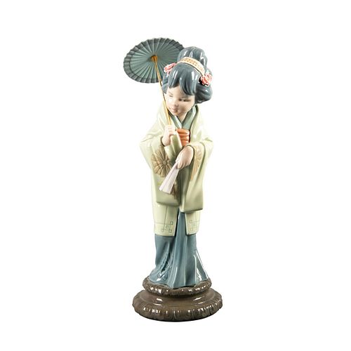 Lladro Lady Figurine, Japanese With Parasol 4988