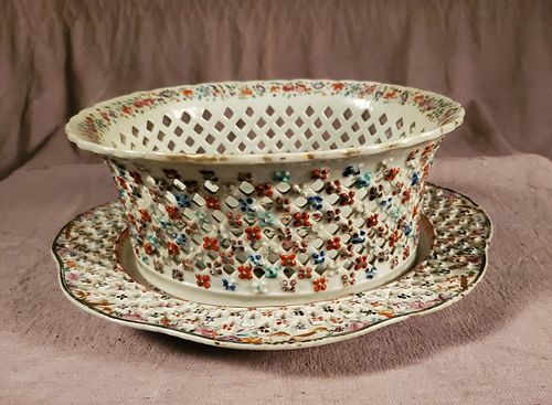 Rare 18th C.  reticulated Chinese oval fruit bowl