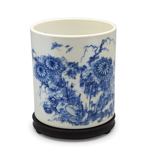 Blue and White Porcelain Chrysanthemum Brush Pot