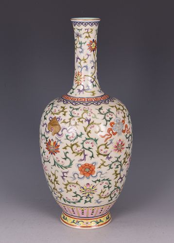 Famille Rose 'Interlocking Lotus' Bottle Vase With Mark