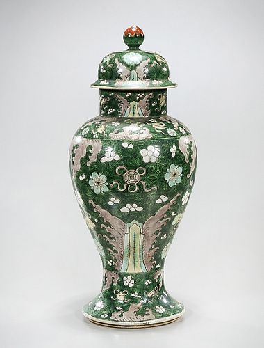 Chinese Kangxi-Style Enameled Porcelain Covered Vase