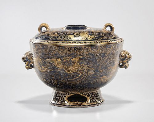 Chinese Enameled Porcelain Covered Vessel