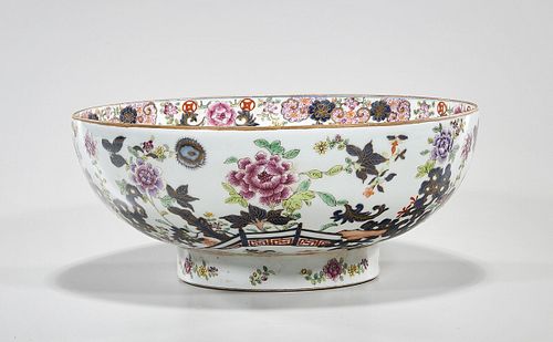 Chinese Enameled Porcelain Footed Bowl