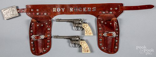Hubley double set of Cowpoke cap guns