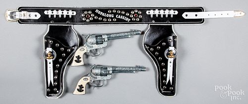 Contemporary Hopalong Cassidy set of cap guns