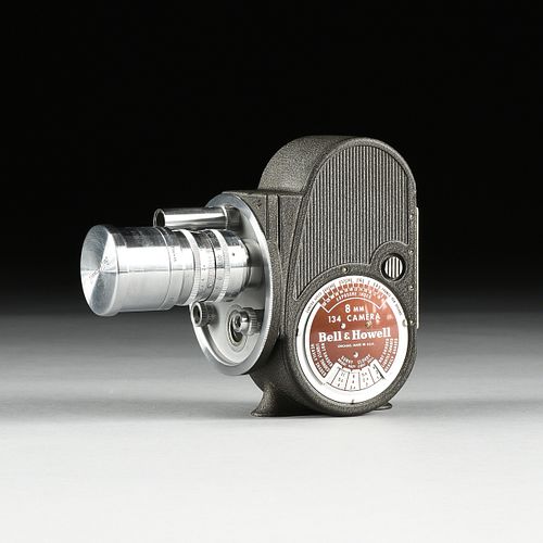AN AMERICAN BELL & HOWELL MODEL 134 8MM MOVIE CAMERA WITH LENS ATTACHMENTS, CHICAGO, CIRCA 1939,