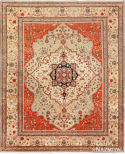 Antique Persian Kashan Mohtashem carpet,7 ft 9 in x 9 ft 6 in (2.36 m x 2.9 m)