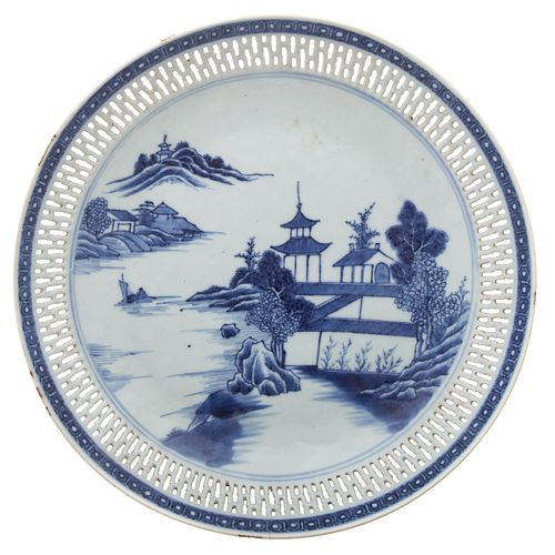 Chinese Export Nanking Reticulated Fruit Bowl