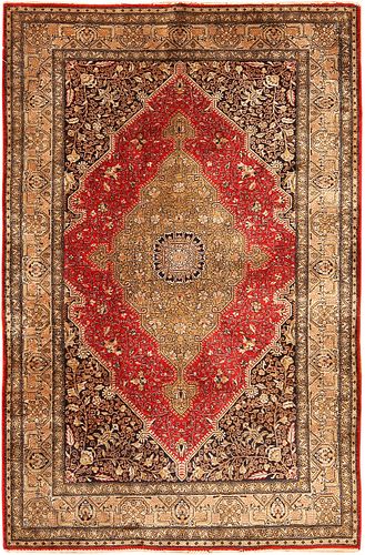 Vintage Persian Silk Qum , 3 ft 7 in x 5 ft 5 in ( 1.09 m x 1.65 m )