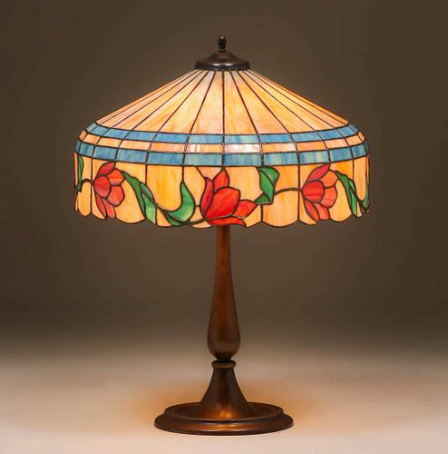 Arts & Crafts Leaded Glass Lamp c1920