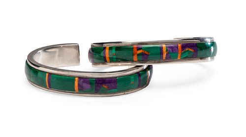 Alan Wallace
(Washoe-Maidu, b.1950)
Sterling Silver Cuff Bracelets, with Malachite, Sugilite, and Spiny Oyster Mosaic Inlay, Matching Pair Lot is loca