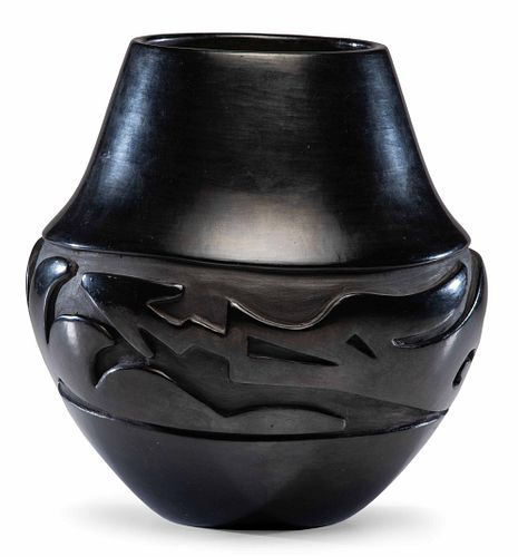 Christina Naranjo
(Santa Clara, 1891-1980)
Carved Blackware Jar, with AvanyuLot is located and will ship from Cincinnati, Ohio.