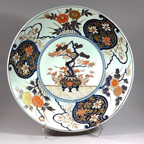 Large 18.5"D Japanese Imari Charger, Late 19th Century
