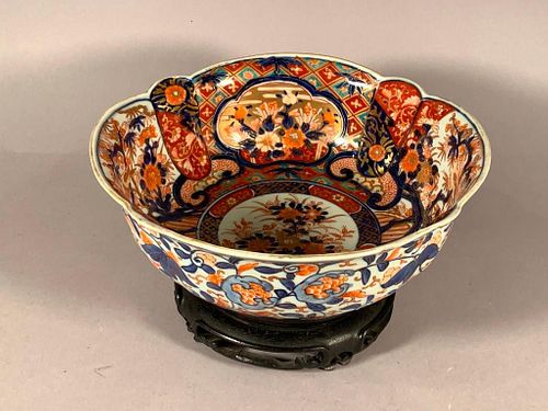 Fine Japanese Imari Bowl, Late 19th Century