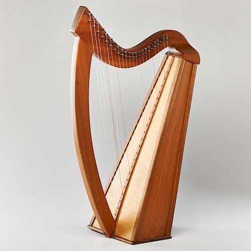 CLASSICAL STYLE HARP