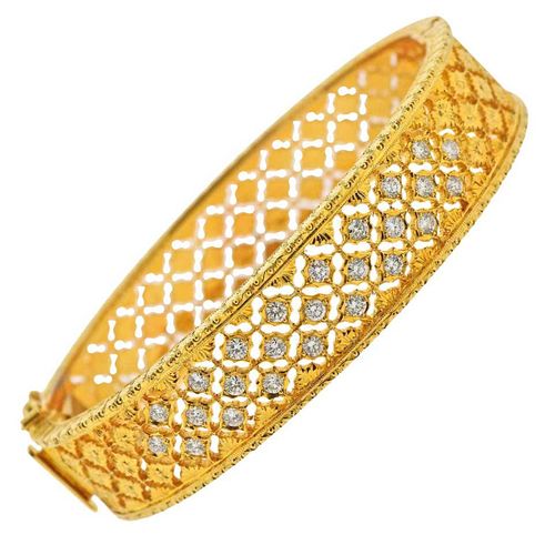 Yellow Gold Diamond Bangle Bracelet