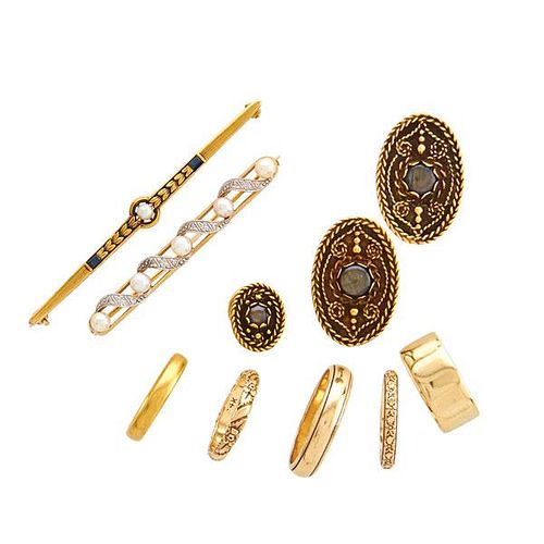 COLLECTION OF ASSORTED YELLOW GOLD JEWELRY