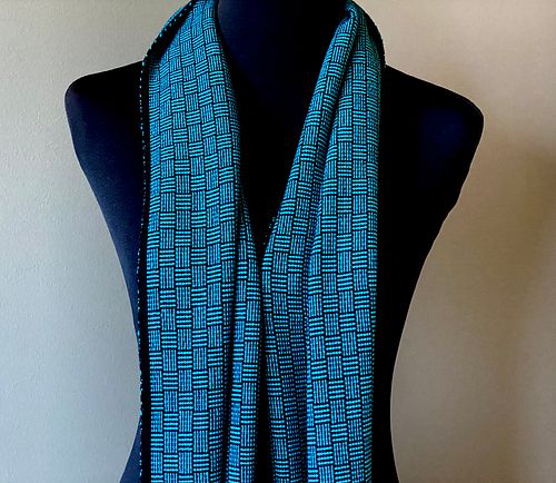 Yamamoto Scarf - this one has sold but I can made a similar one as well.