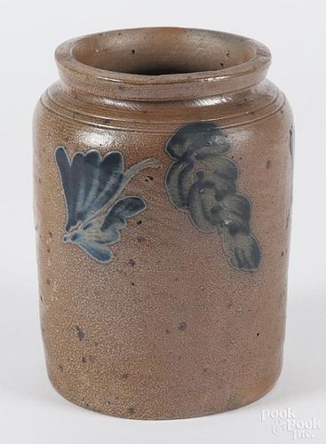 Small Pennsylvania stoneware crock, 19th c., with dark cobalt floral decoration, 6 1/2'' h.